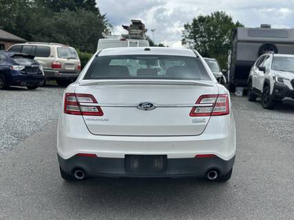 2015 FORD Taurus SHO