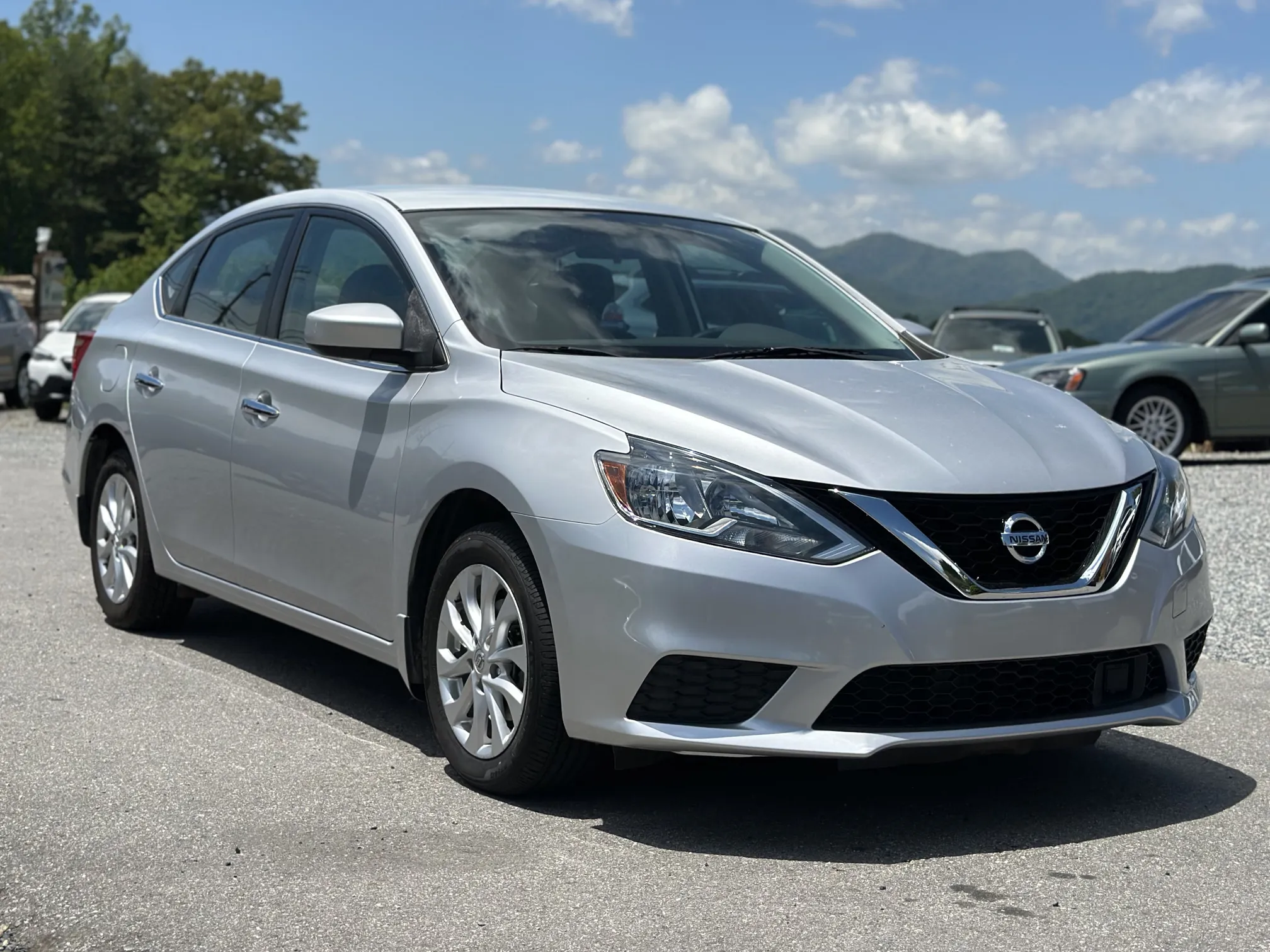 2018 NISSAN Sentra SV