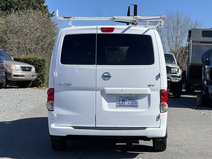 2017 NISSAN NV 200