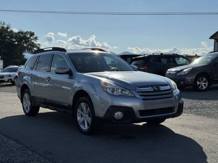 2014 SUBARU Outback