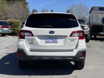 2019 SUBARU Outback Limited 3.6L