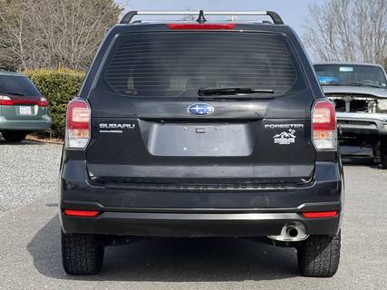 2018 SUBARU Forester Premium Manual