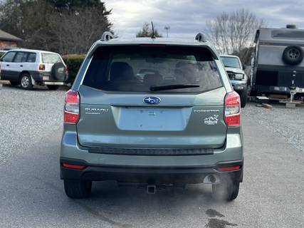 2015 SUBARU Forester Premium Manual