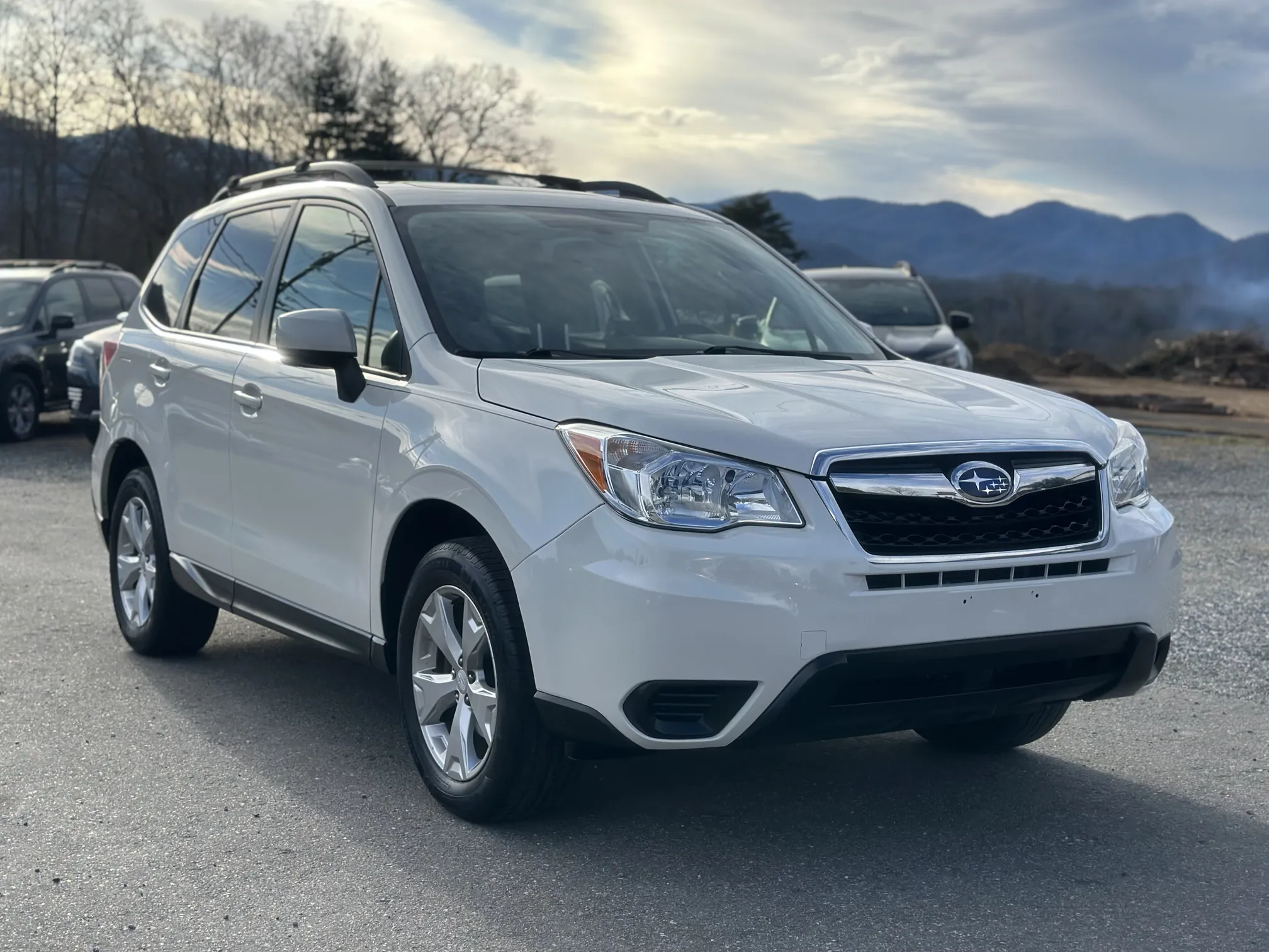 2016 SUBARU Forester Premium Manual