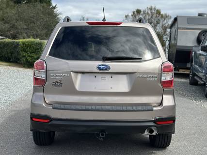 2015 SUBARU Forester