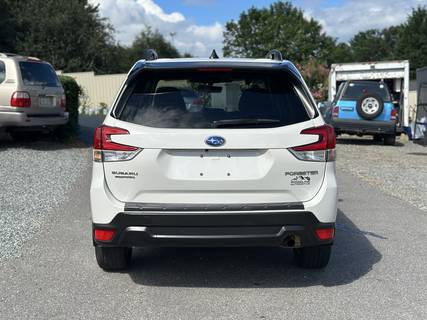 2024 Subaru Forester Premium