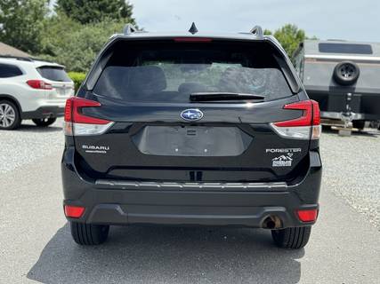 2021 Subaru Forester Premium CVT