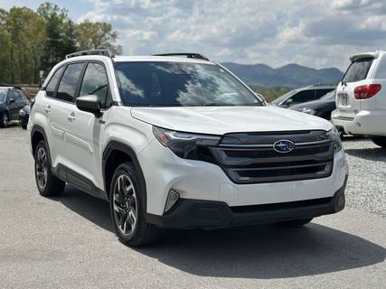 2025 SUBARU Forester