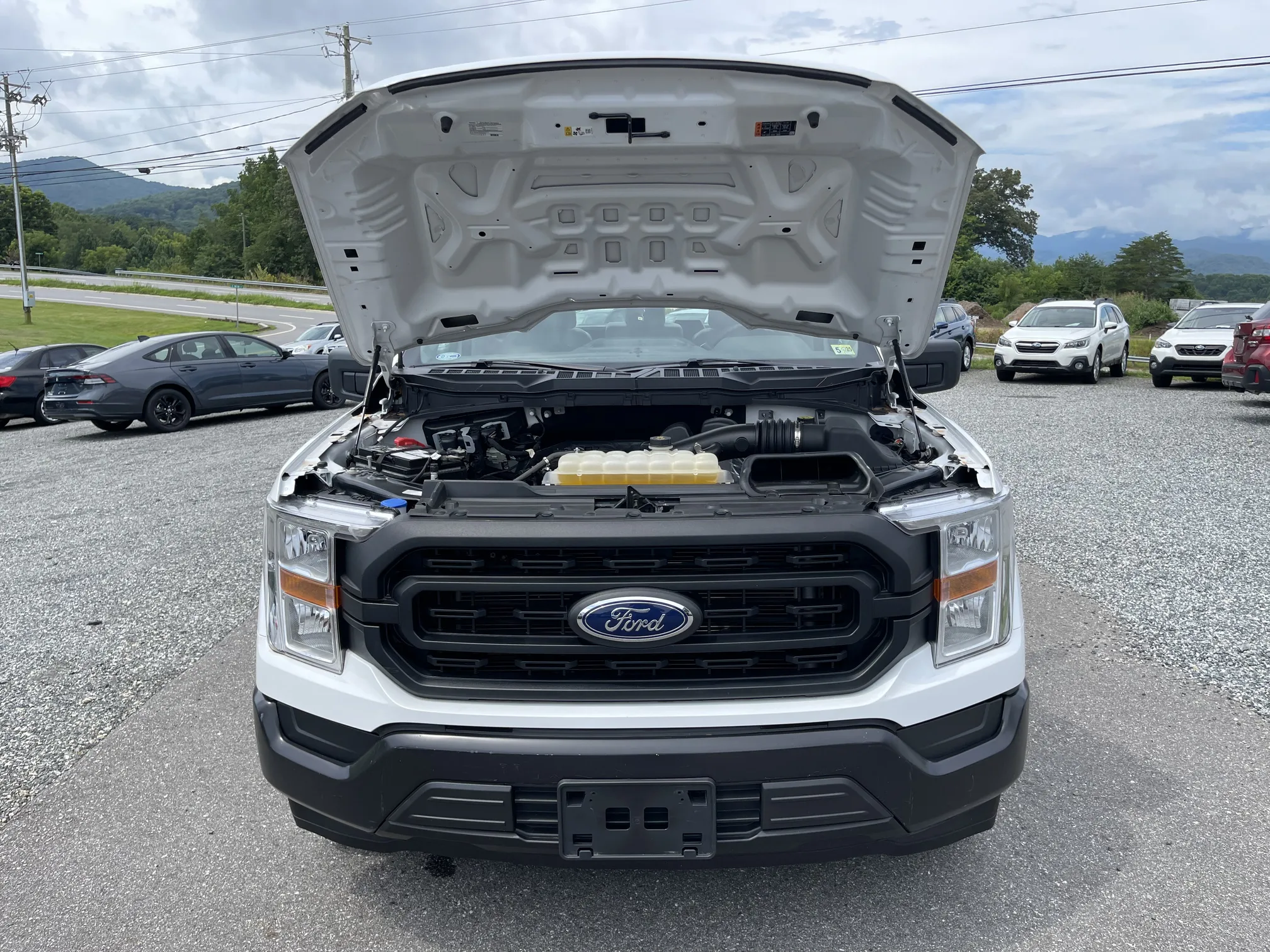 2022 Ford F-150 XL - White