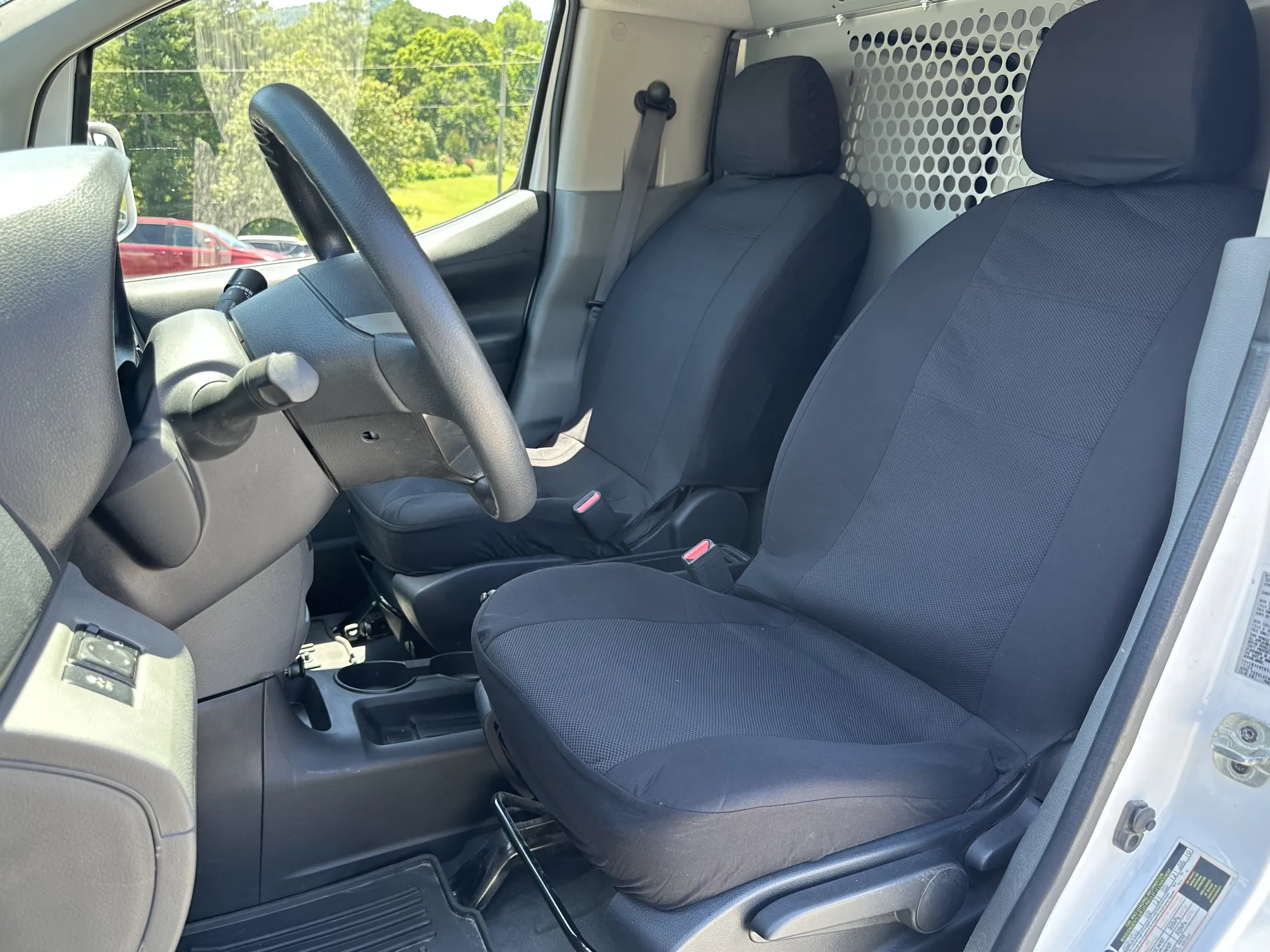 2021 Nissan NV200 SV