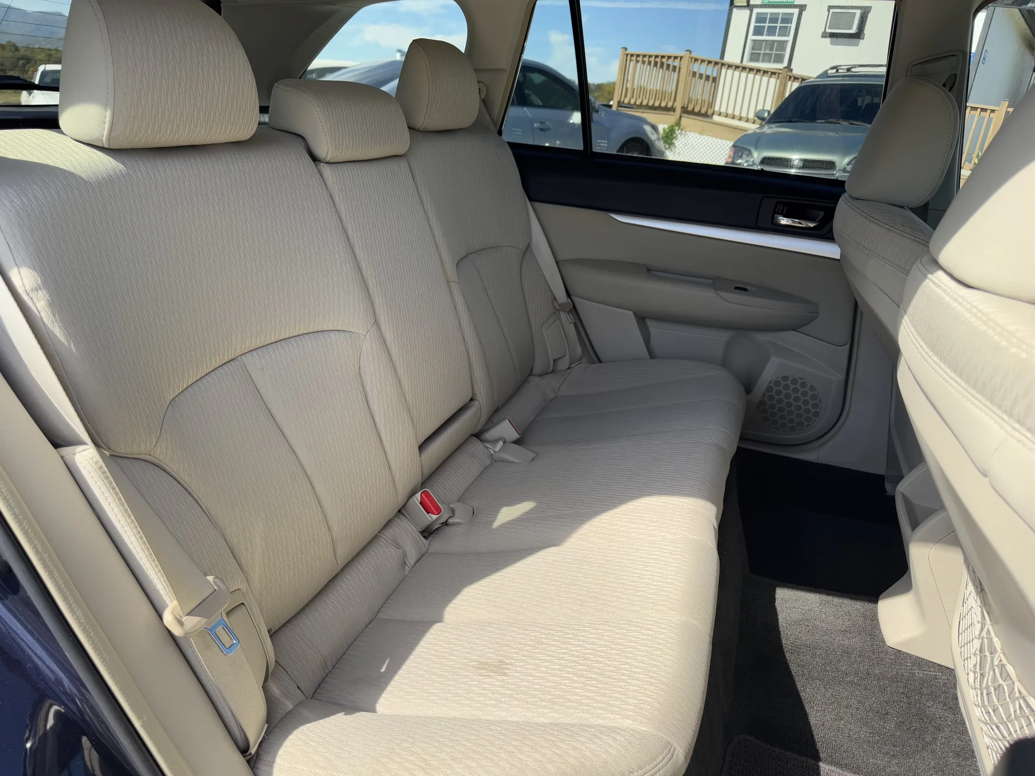2012 Subaru Outback Premium CLEAN TITLE