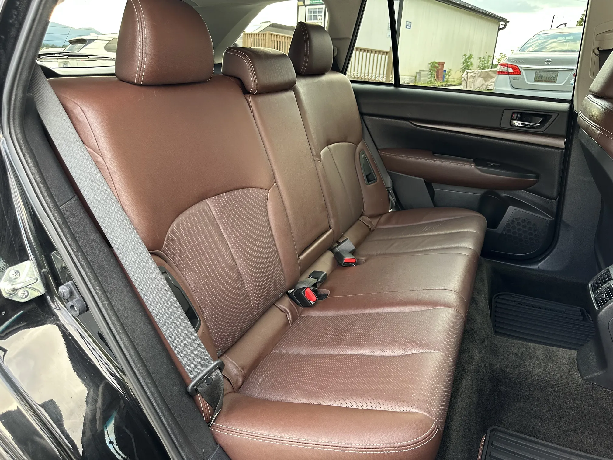 Rear seat