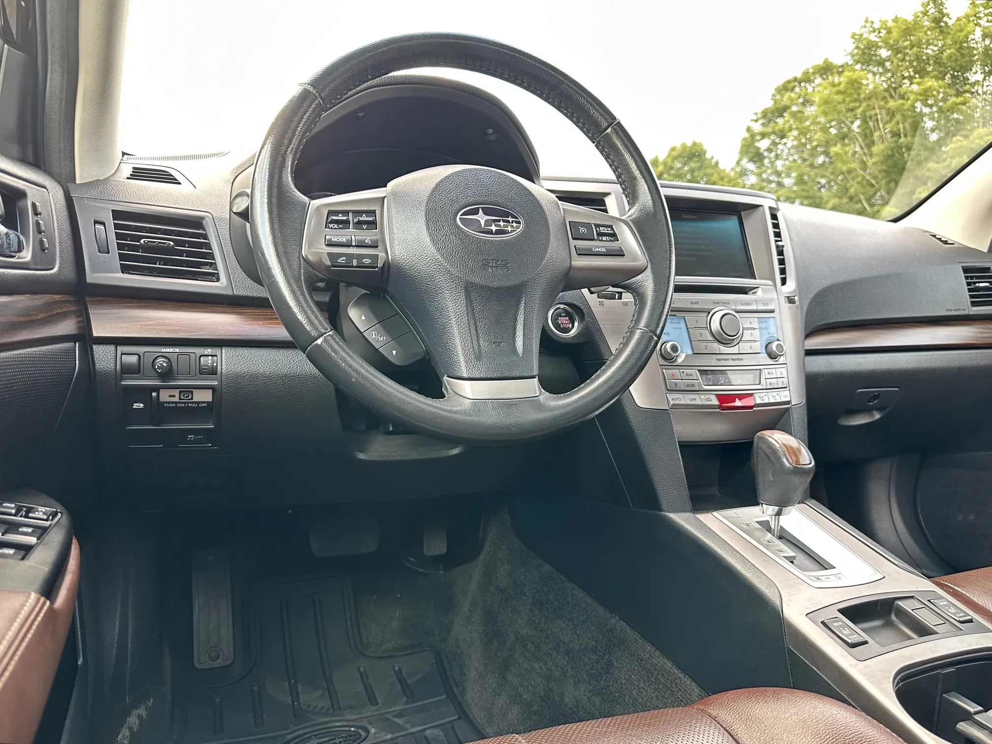2013 Subaru Outback Touring - Black