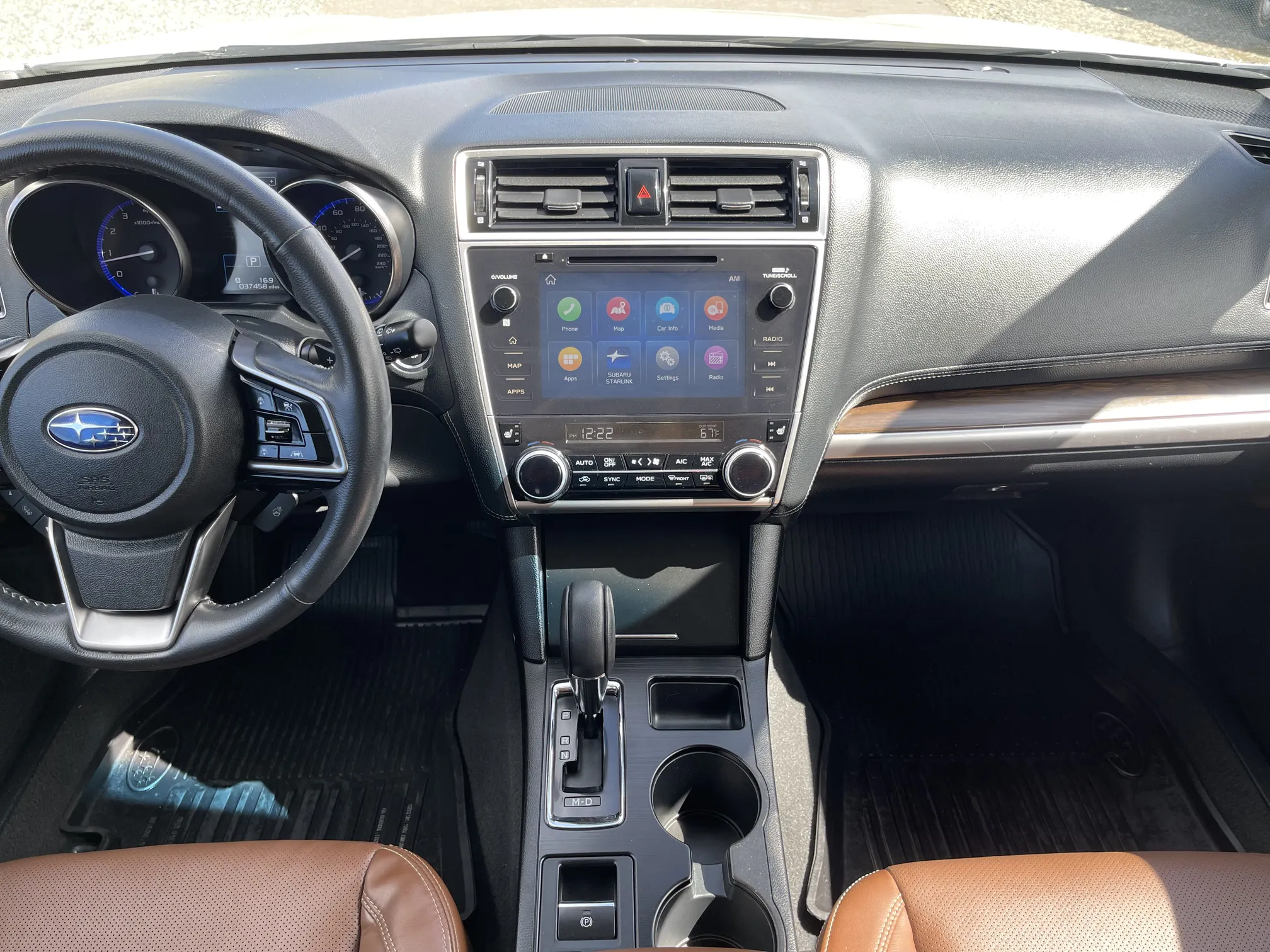 Front entertainment system