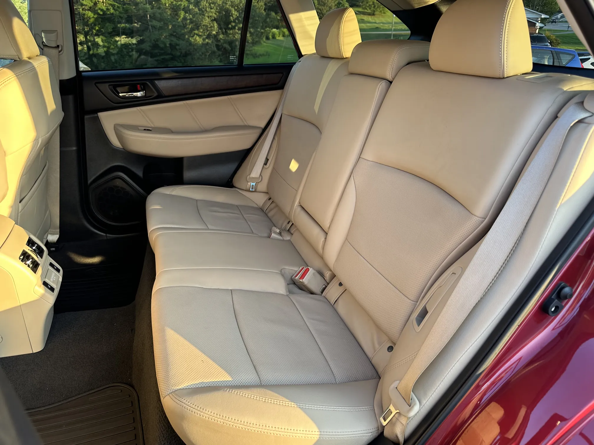 Rear seat