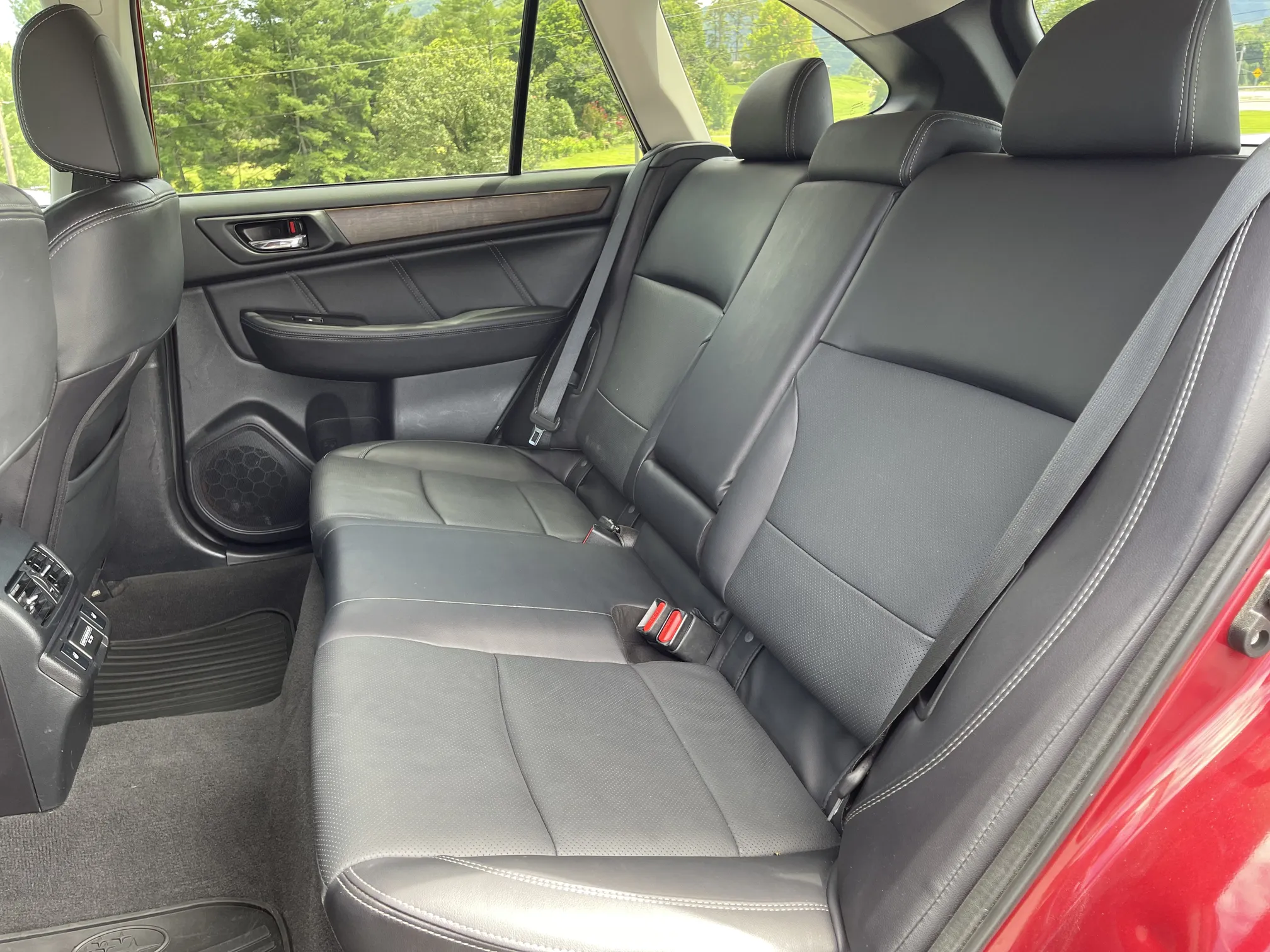 Rear seat