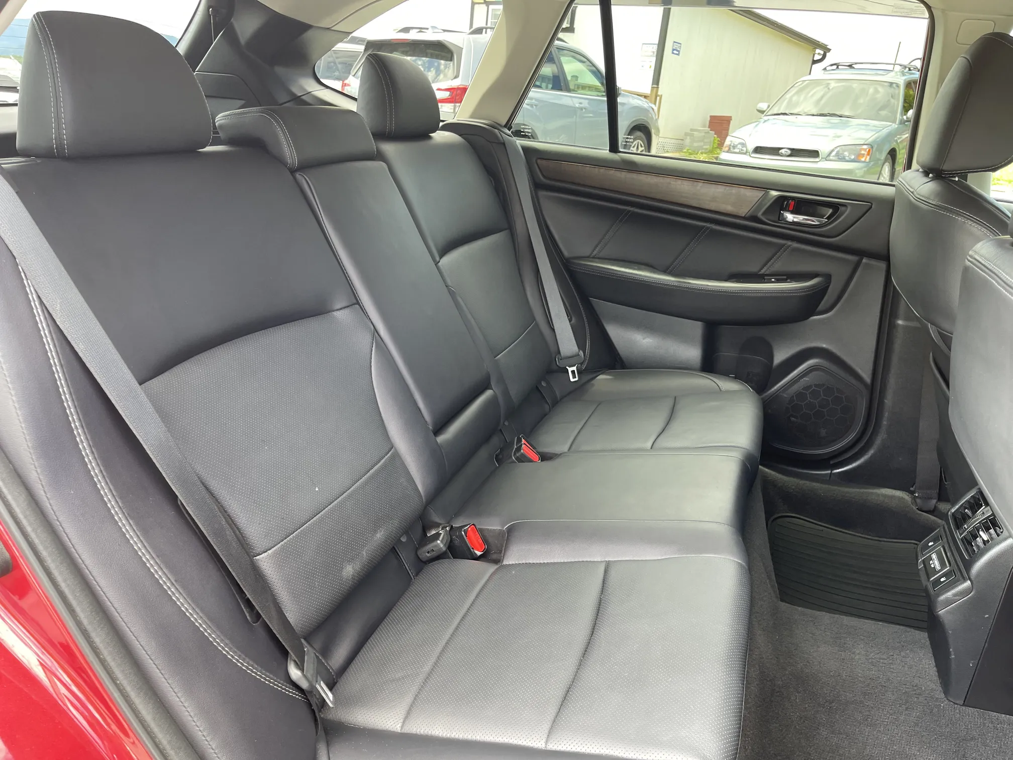 Rear seat