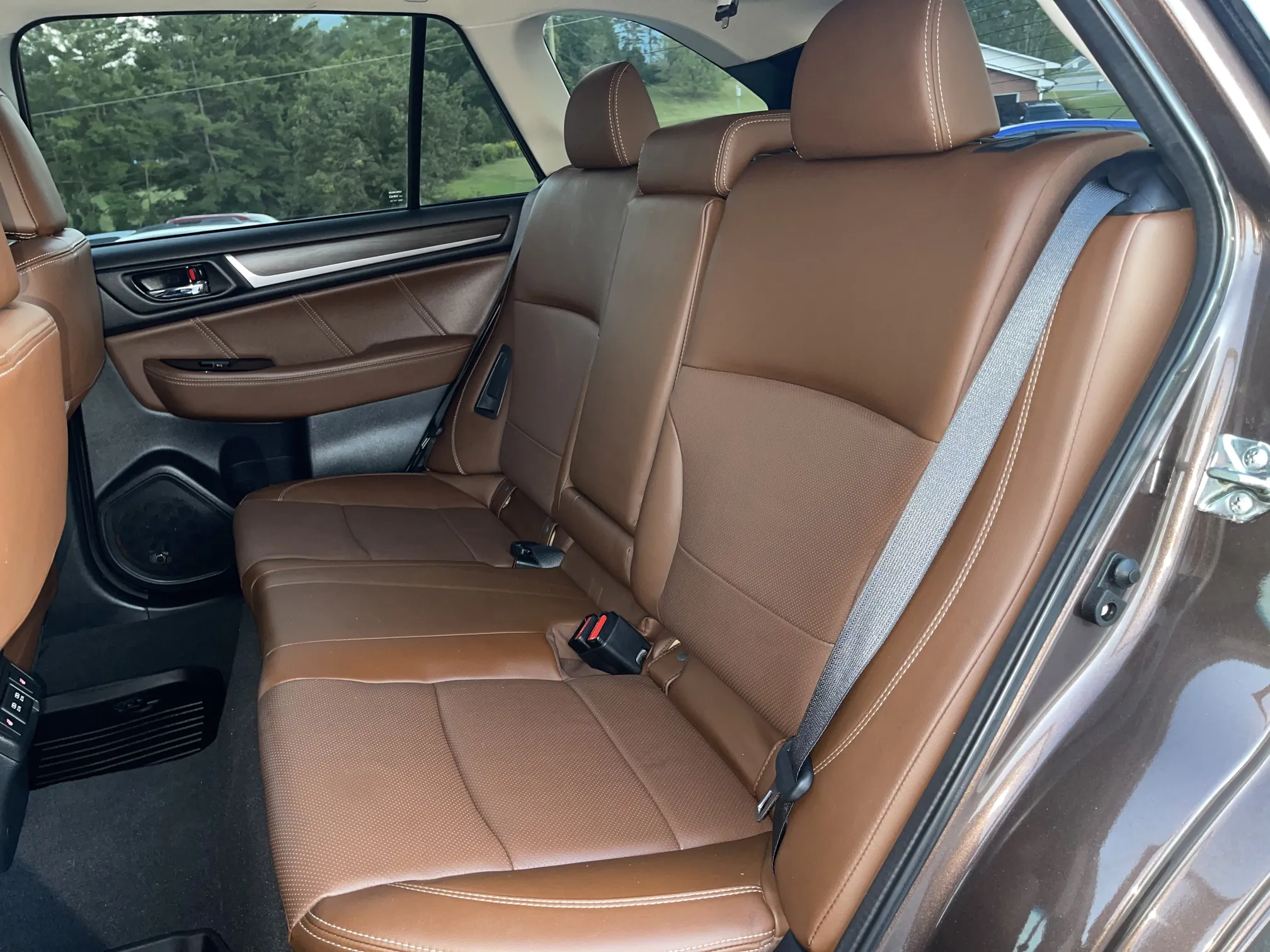Rear seat