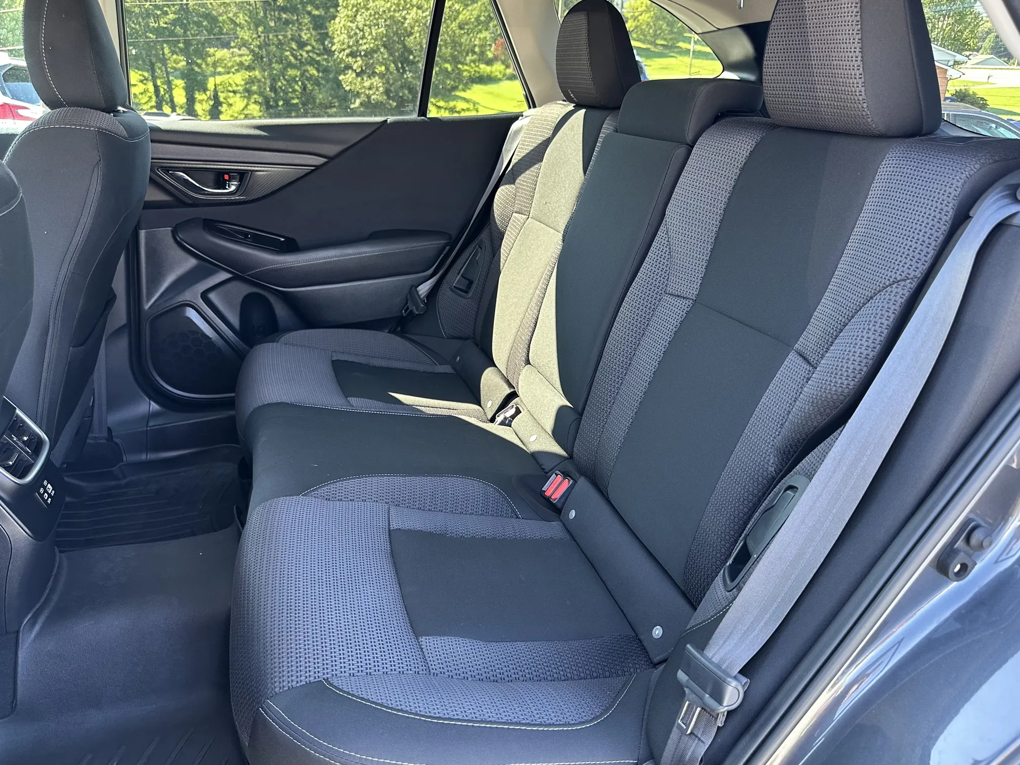 2024 Subaru Outback Premium - Gray