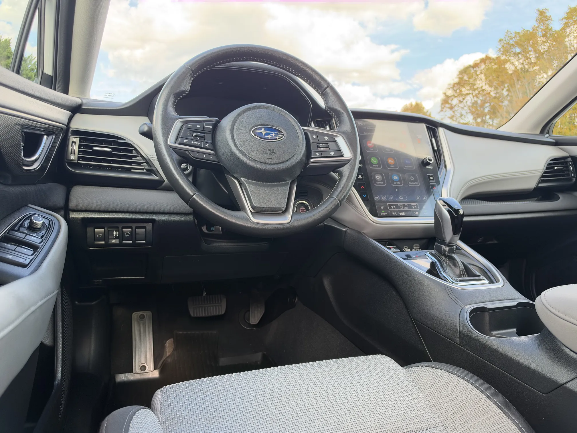 2025 Subaru Outback Premium - White