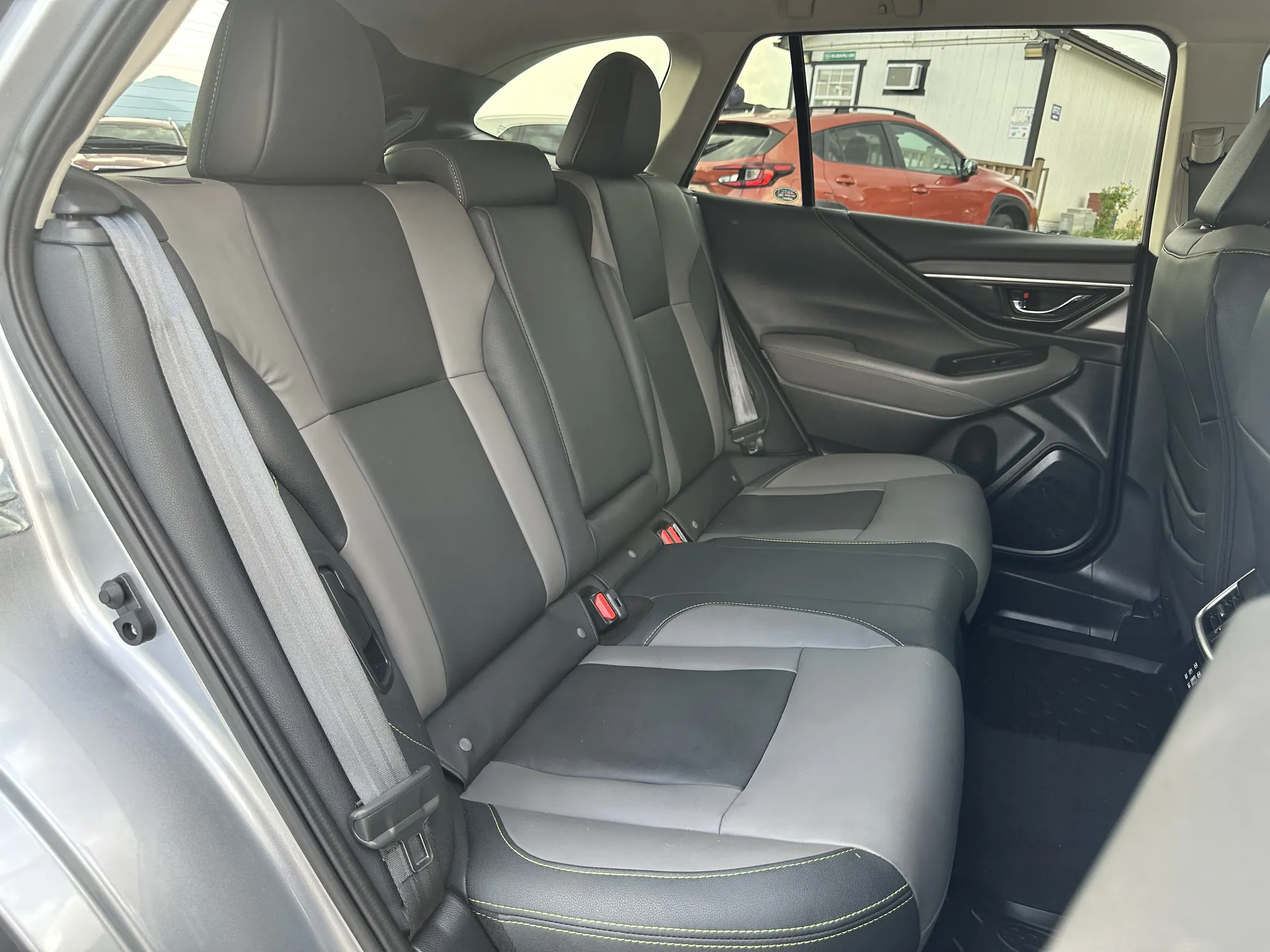 Rear seat
