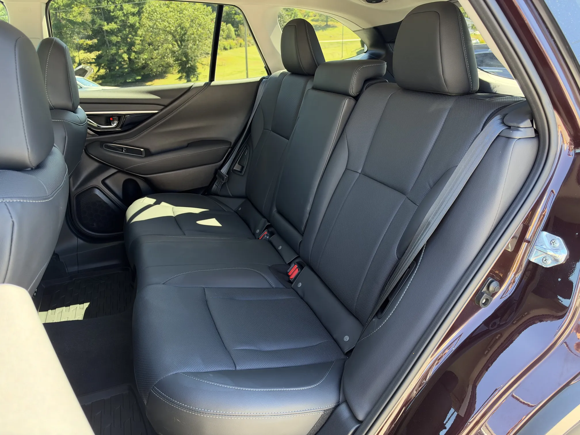 Rear seat