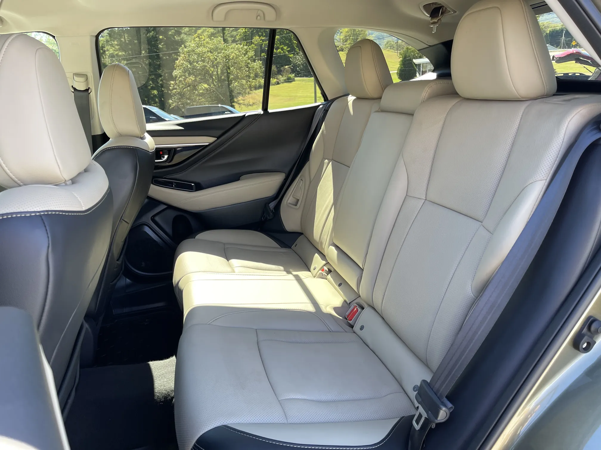Rear seat