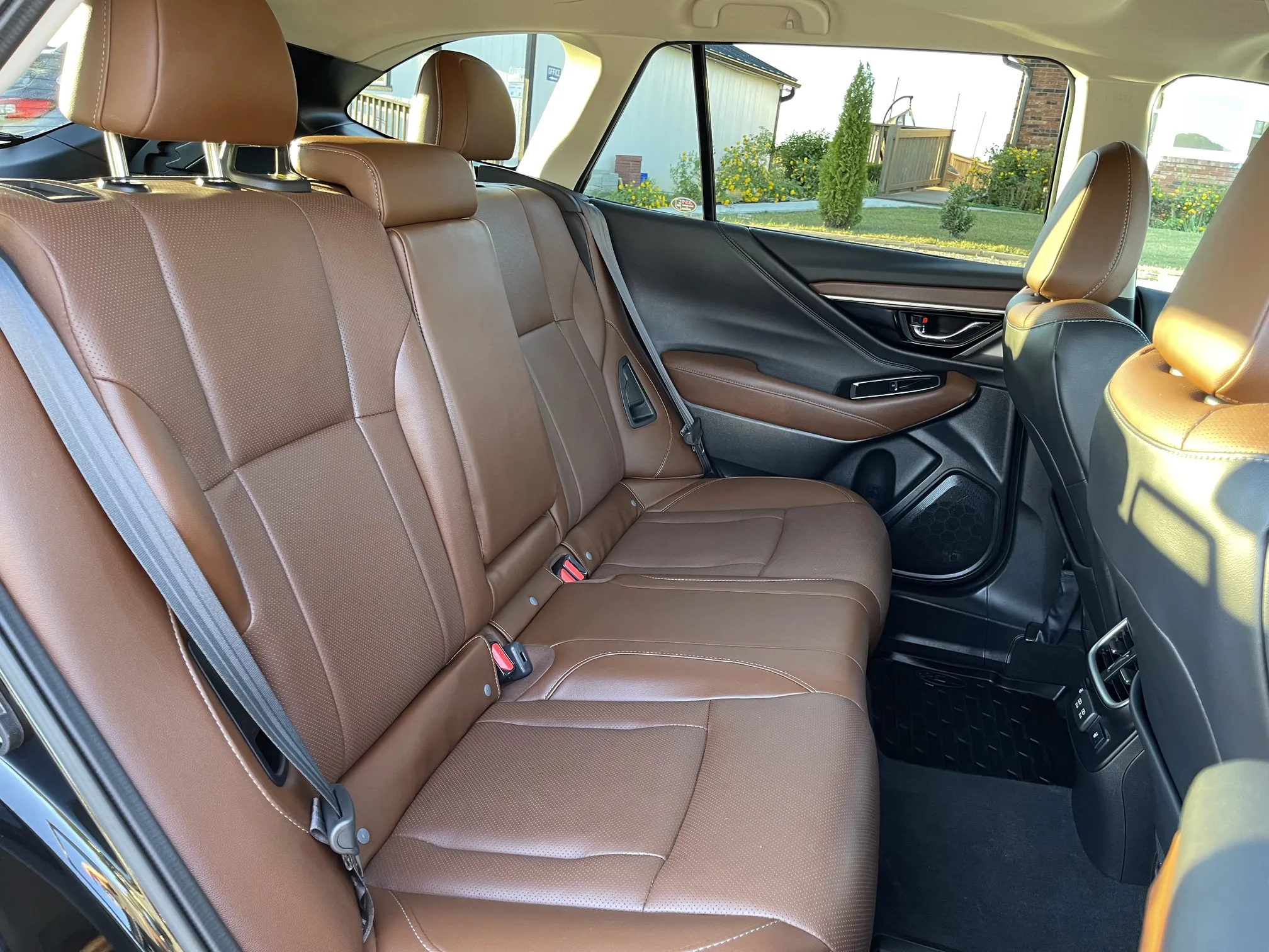 Rear seat