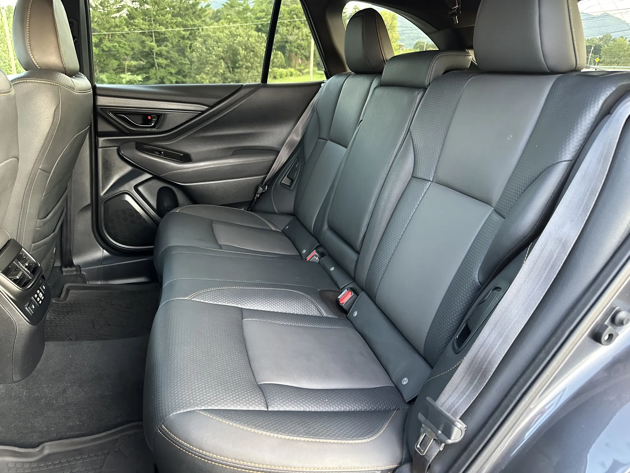 2023 Subaru Outback WILDERNESS - Gray