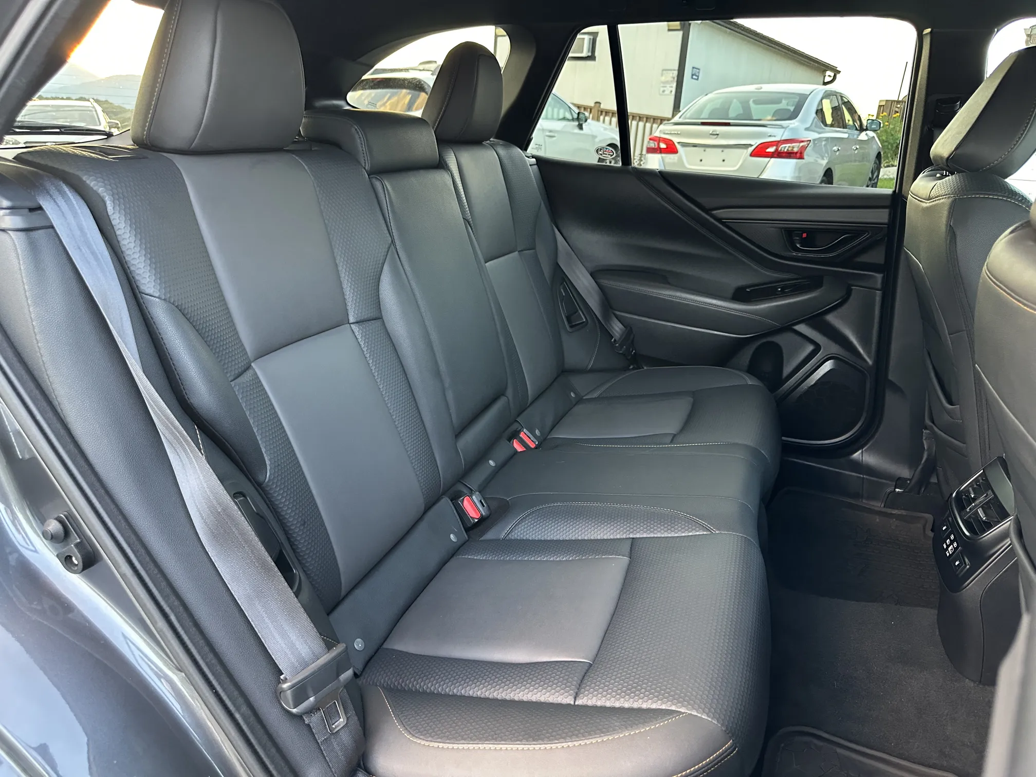 2023 Subaru Outback WILDERNESS - Gray