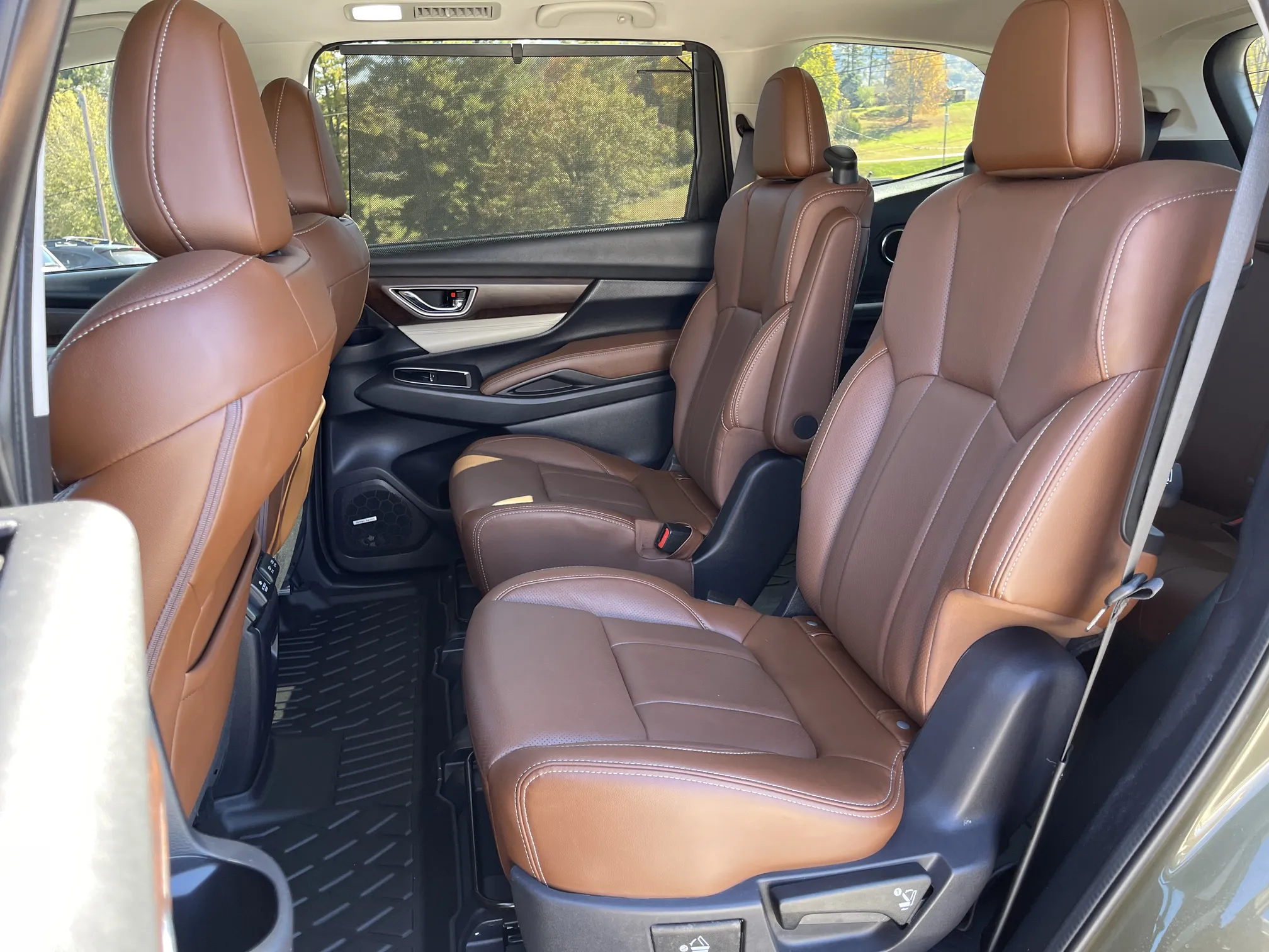 Rear seat