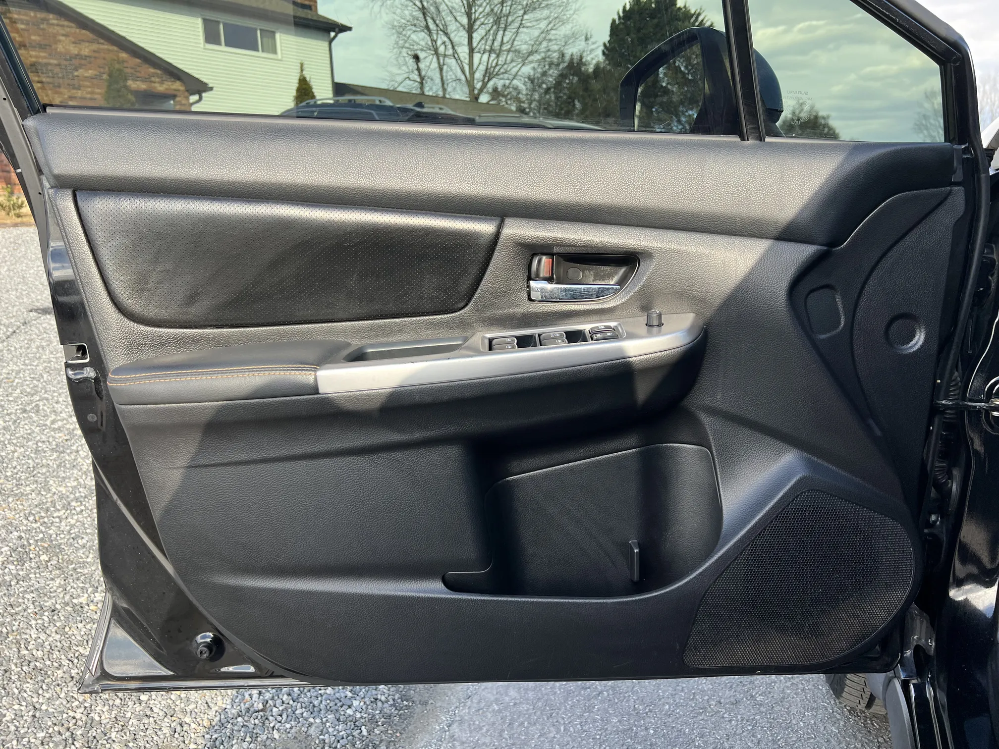 2016 Subaru Crosstrek Limited + NAVI + EyeSight