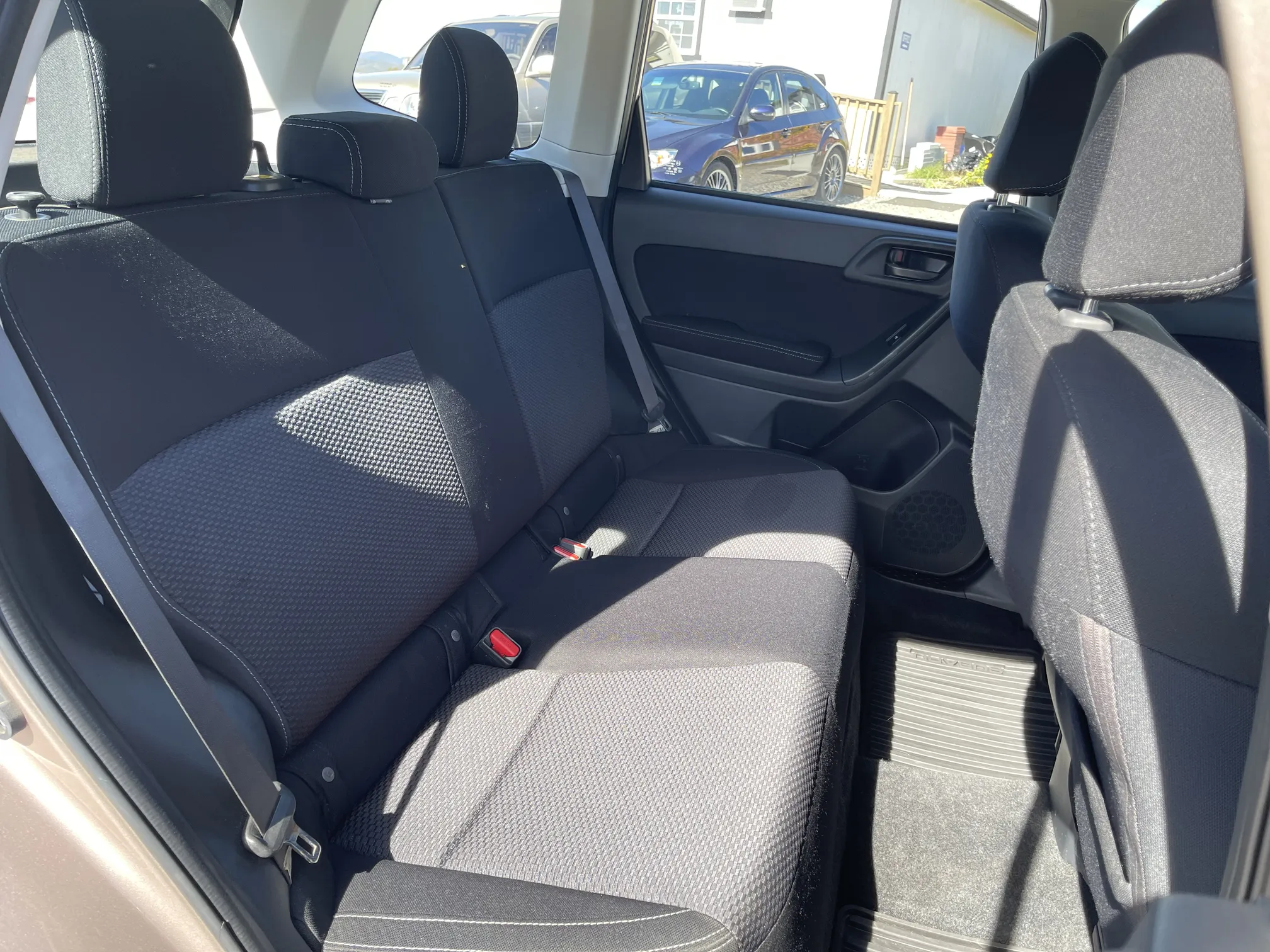 Rear seat
