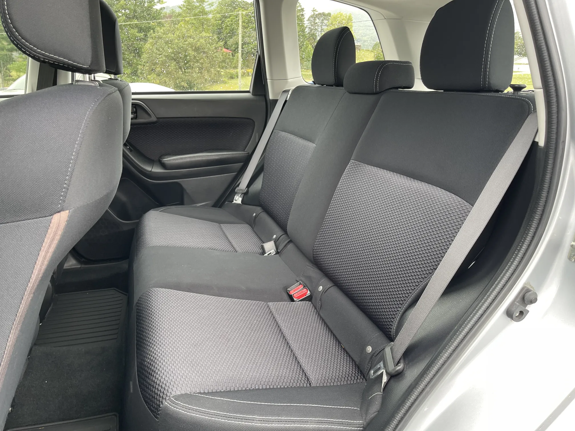 Rear seat