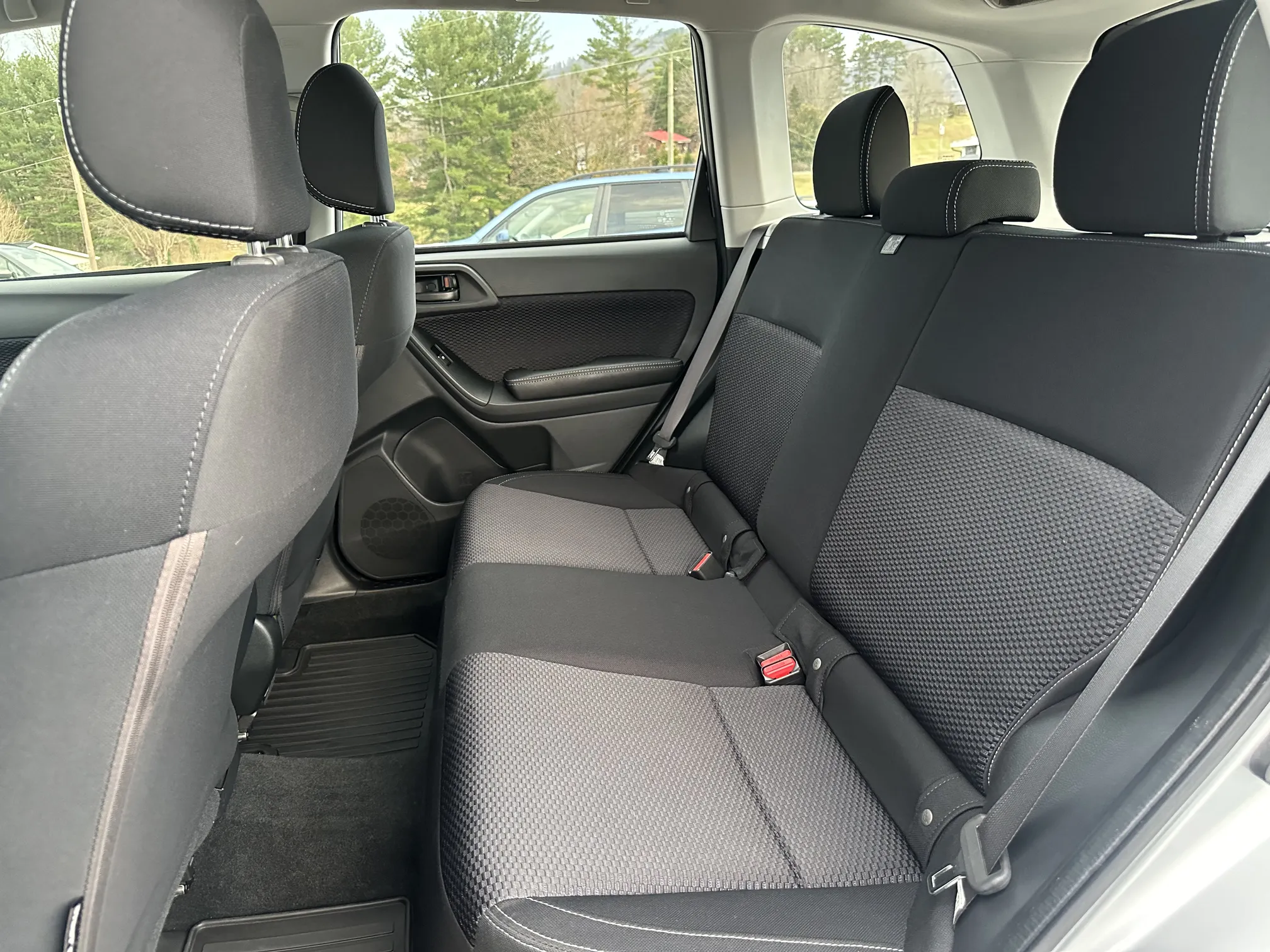 2017 Subaru Forester Base