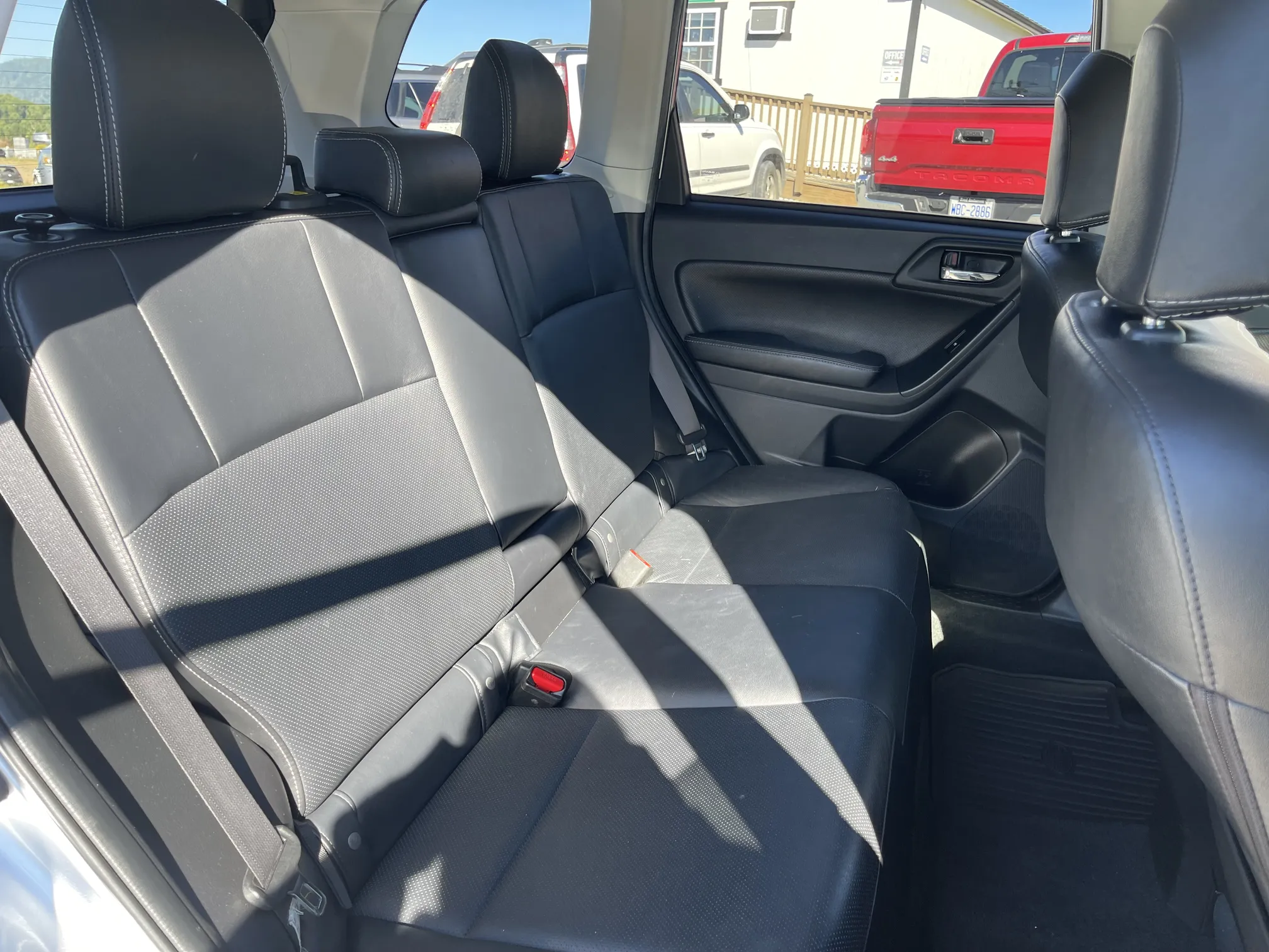 2014 Subaru Forester i Limited - Photo 12