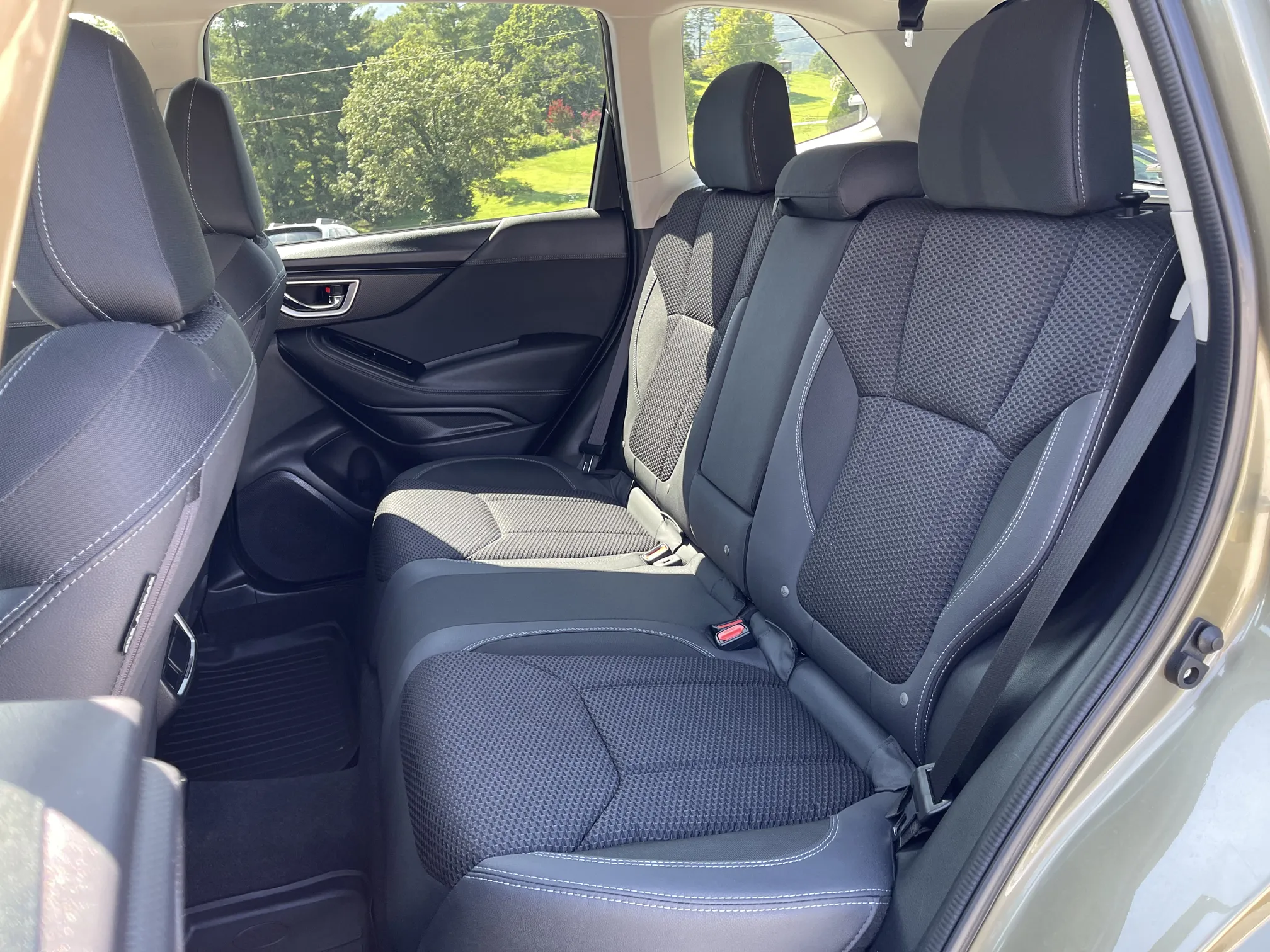 Rear seat