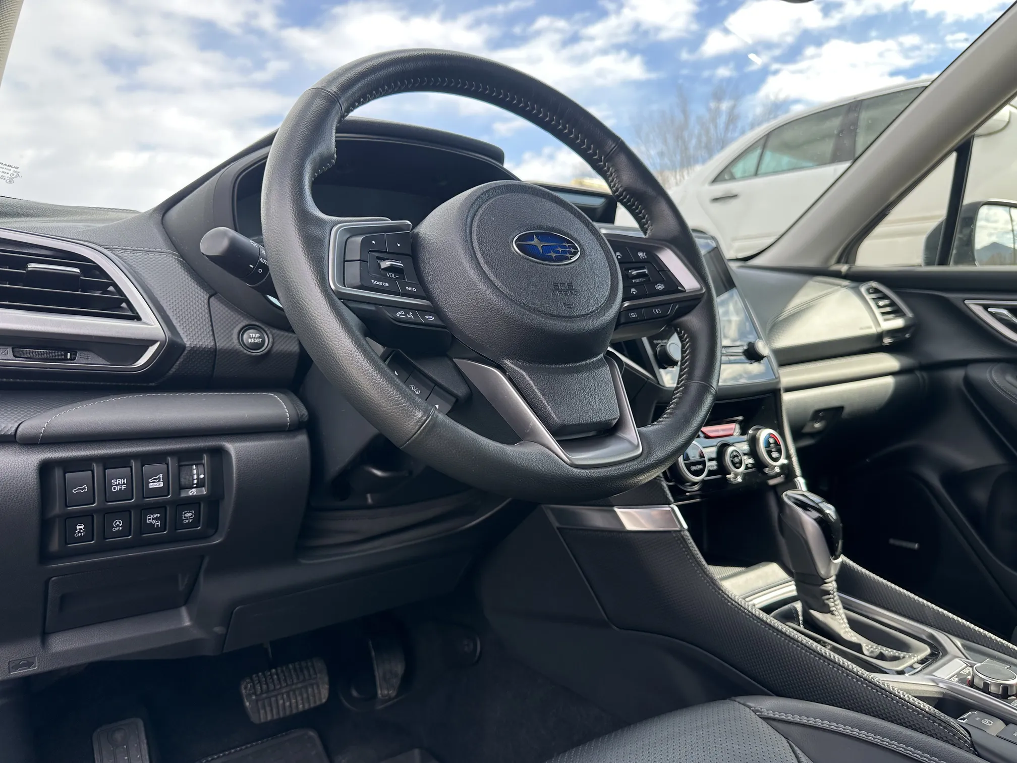 2024 Subaru Forester touring