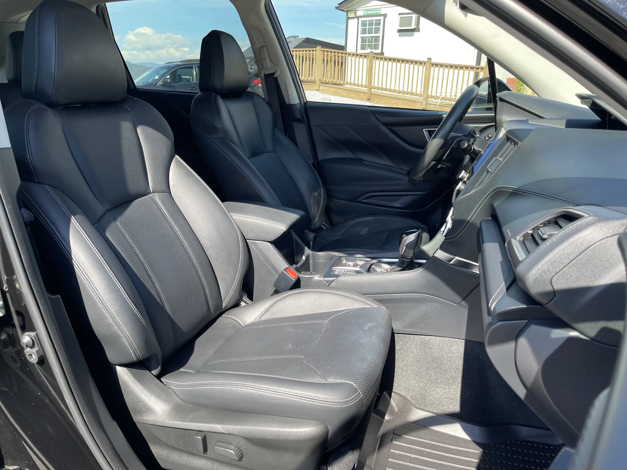 2022 Subaru Forester Touring - Black