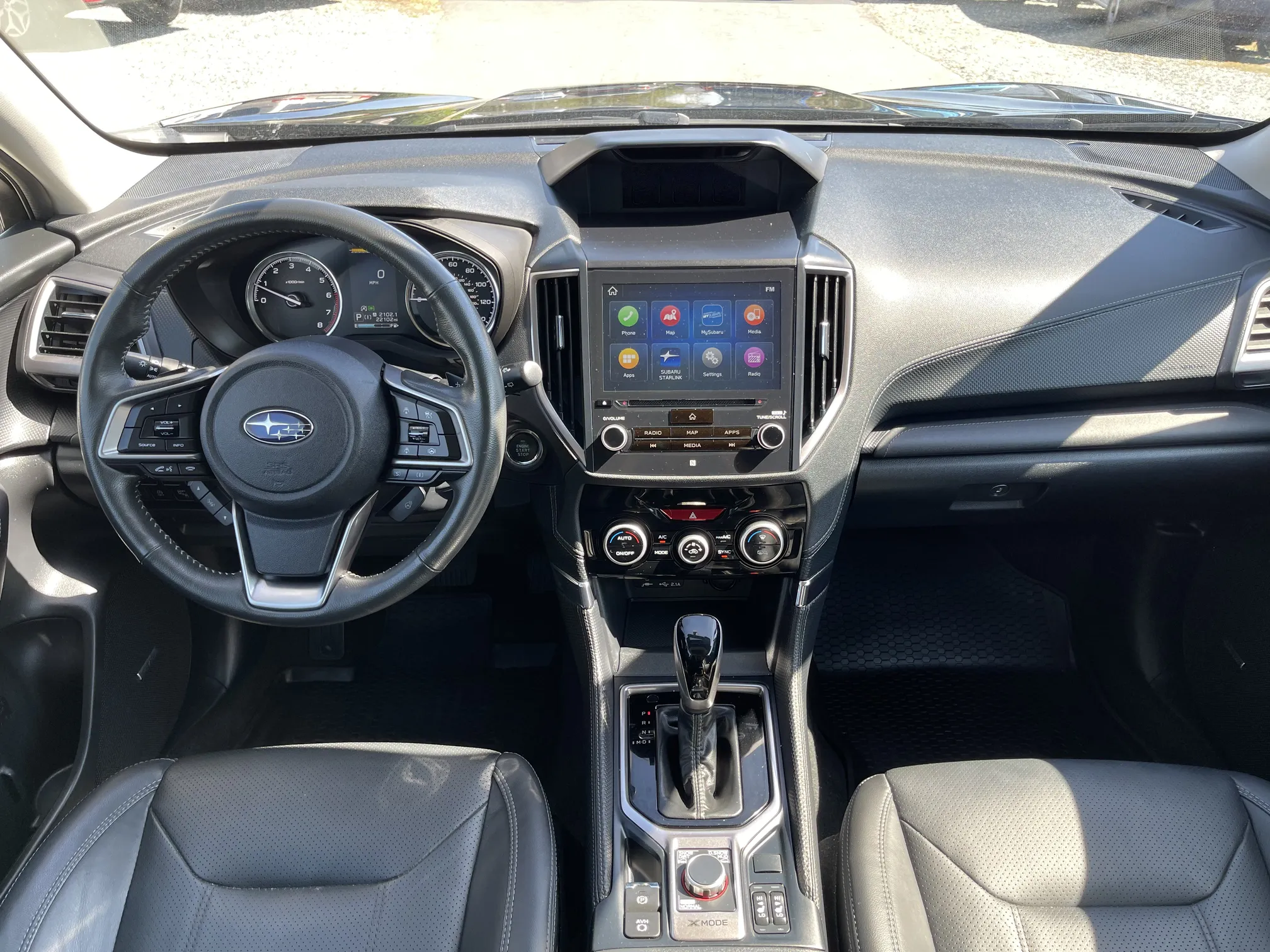 2022 Subaru Forester Touring - Black