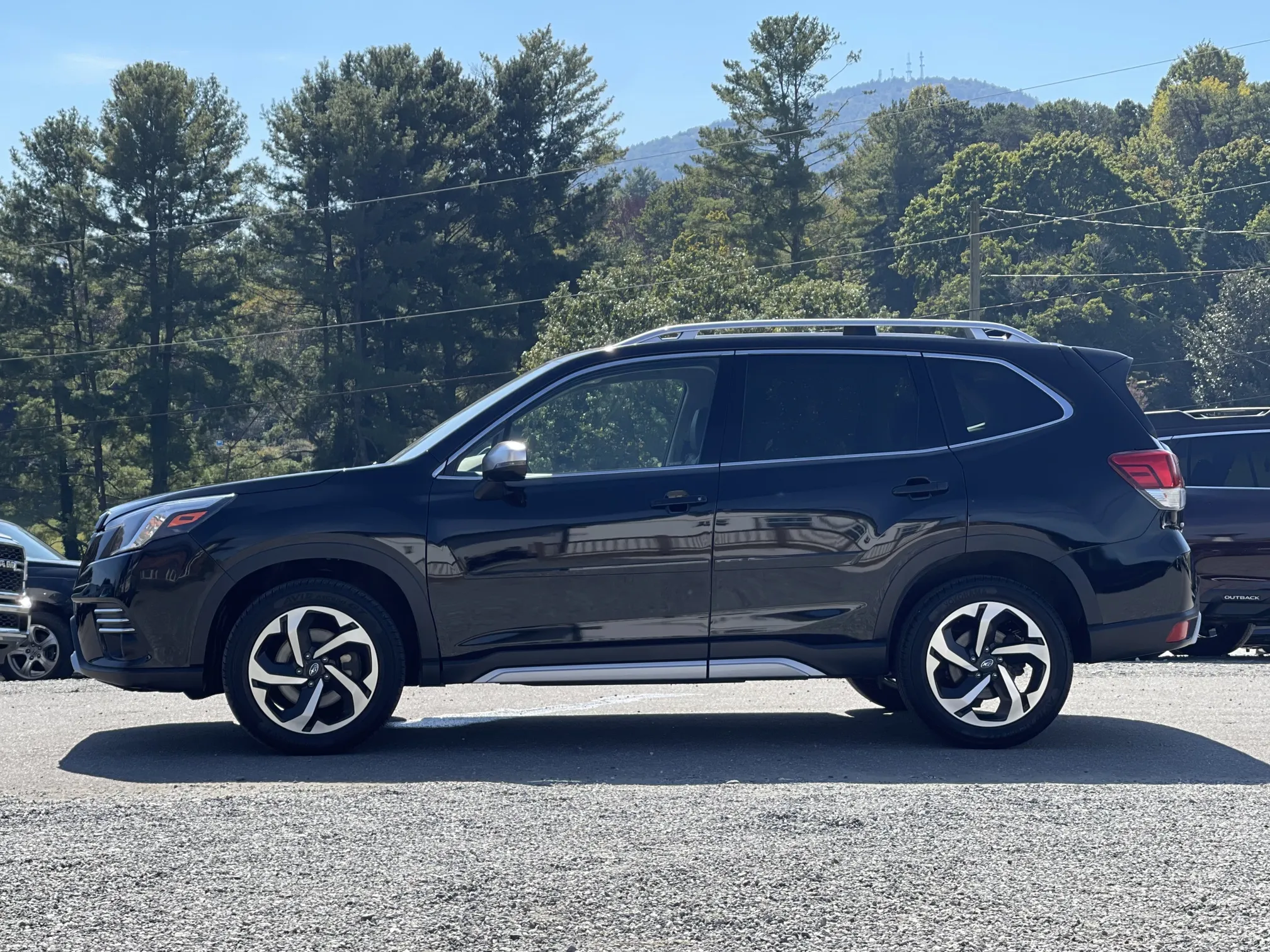 2022 Subaru Forester Touring - Black