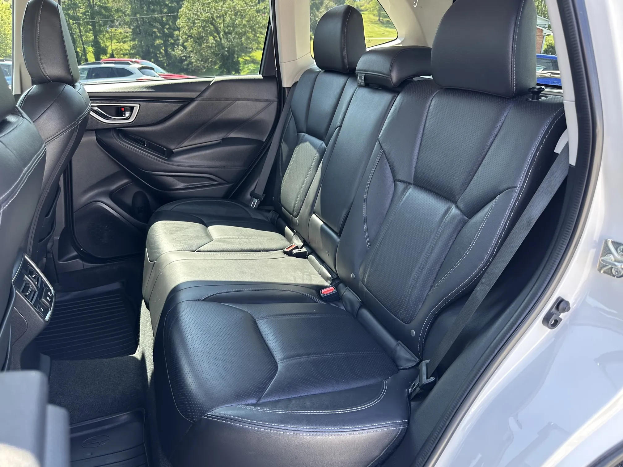 Rear seat