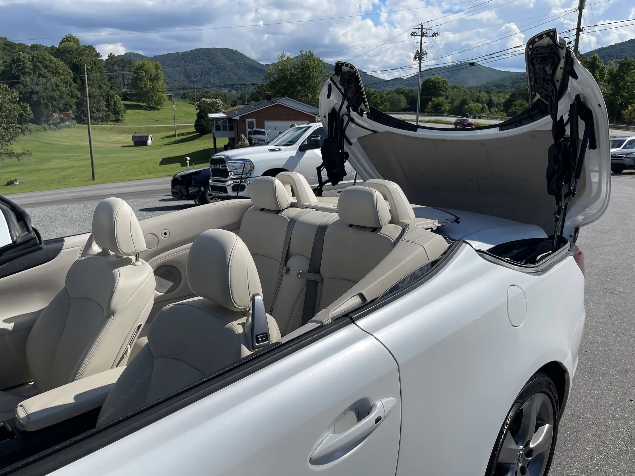 2010 Lexus IS250 C - White