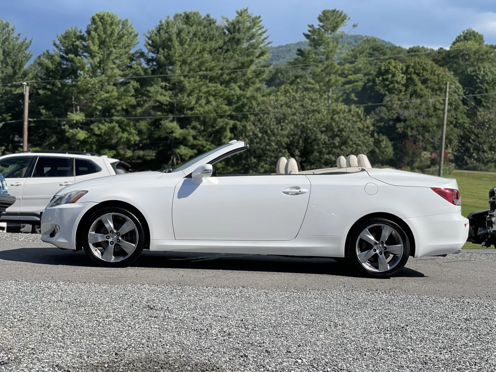 2010 Lexus IS250 C - White