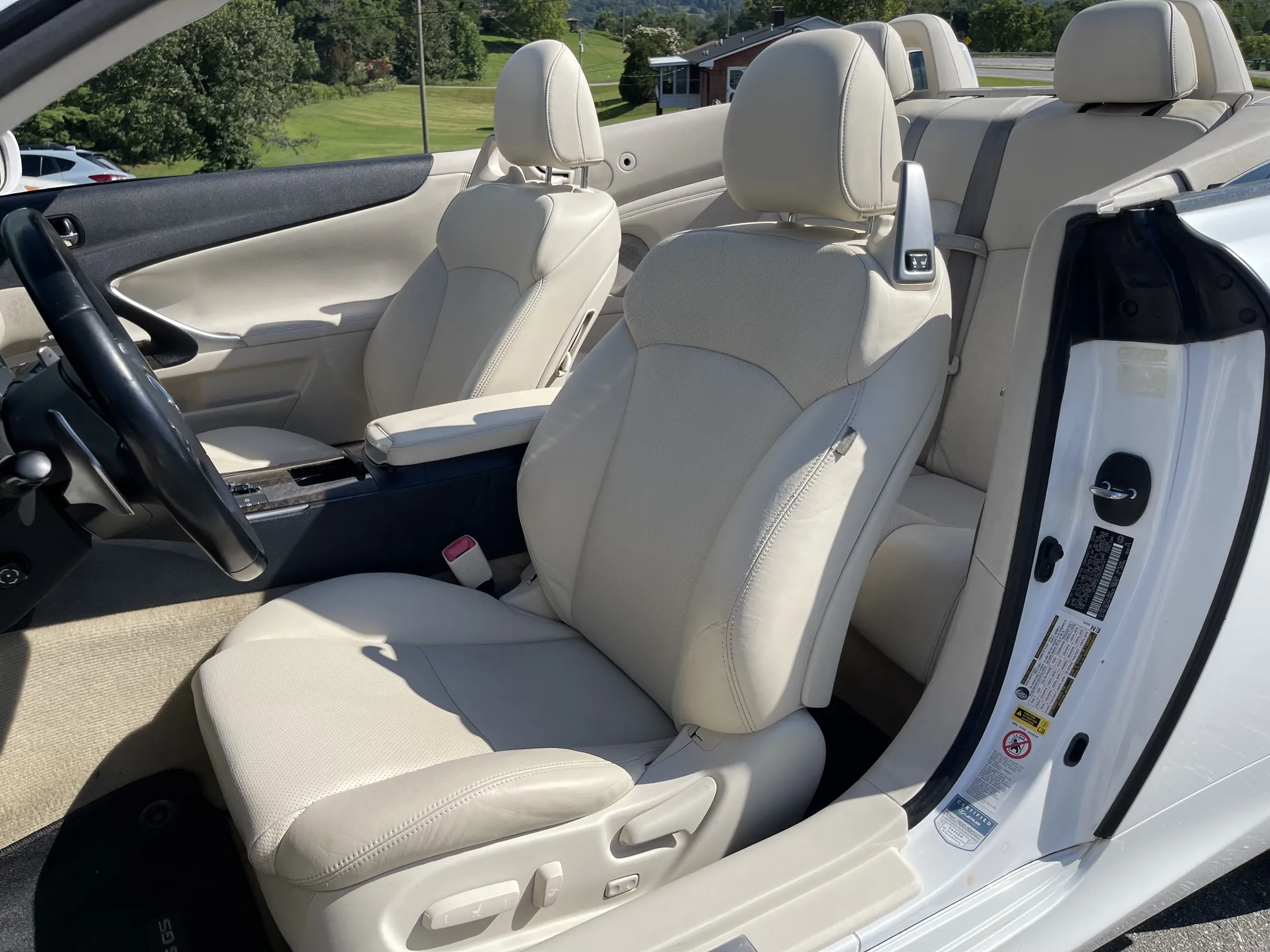 2010 Lexus IS250 C - White