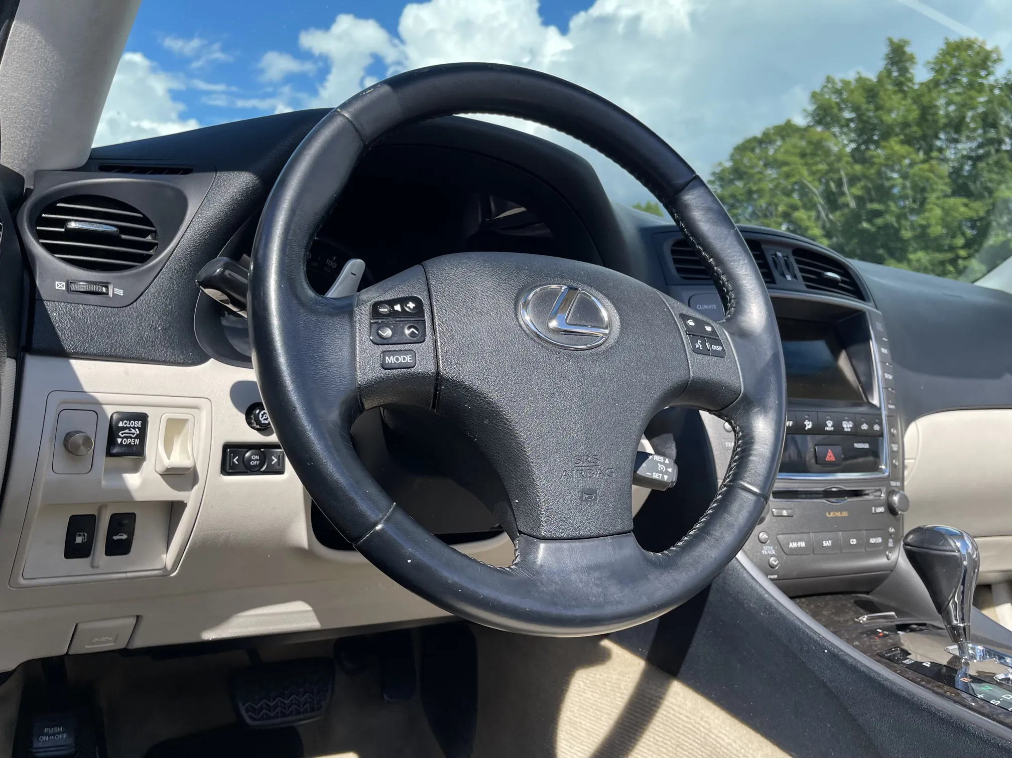 2010 Lexus IS250 C - White