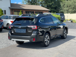 
										2022 Subaru Outback Touring CVT / 13K Miles full									