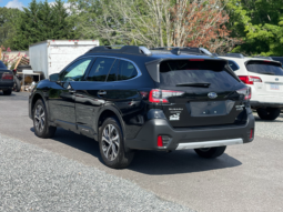 
										2022 Subaru Outback Touring CVT / 13K Miles full									