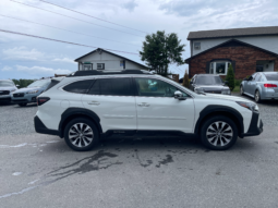 
										2023 Subaru Outback Touring / 20K Miles full									