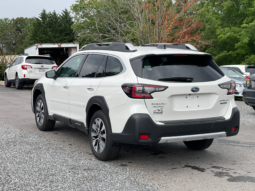 
										2023 Subaru Outback Touring / 20K Miles full									